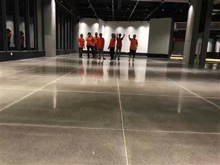 憑祥紅木家具城複古水晶地坪